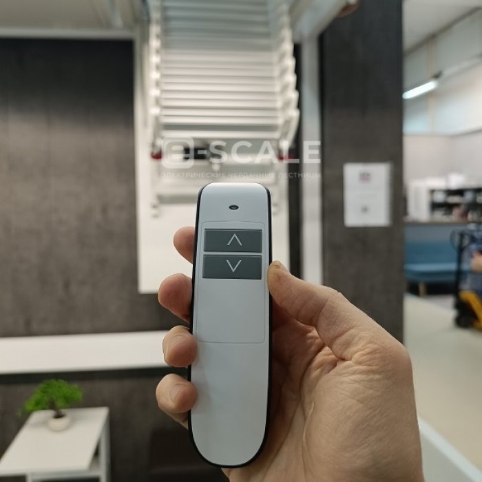 Чердачная лестница с электроприводом e-SCALE Metal - Scale Decor